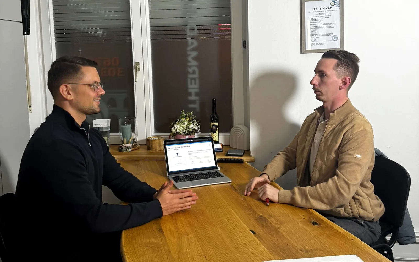 Digitaler Portalblick für Factoring-Prüfung